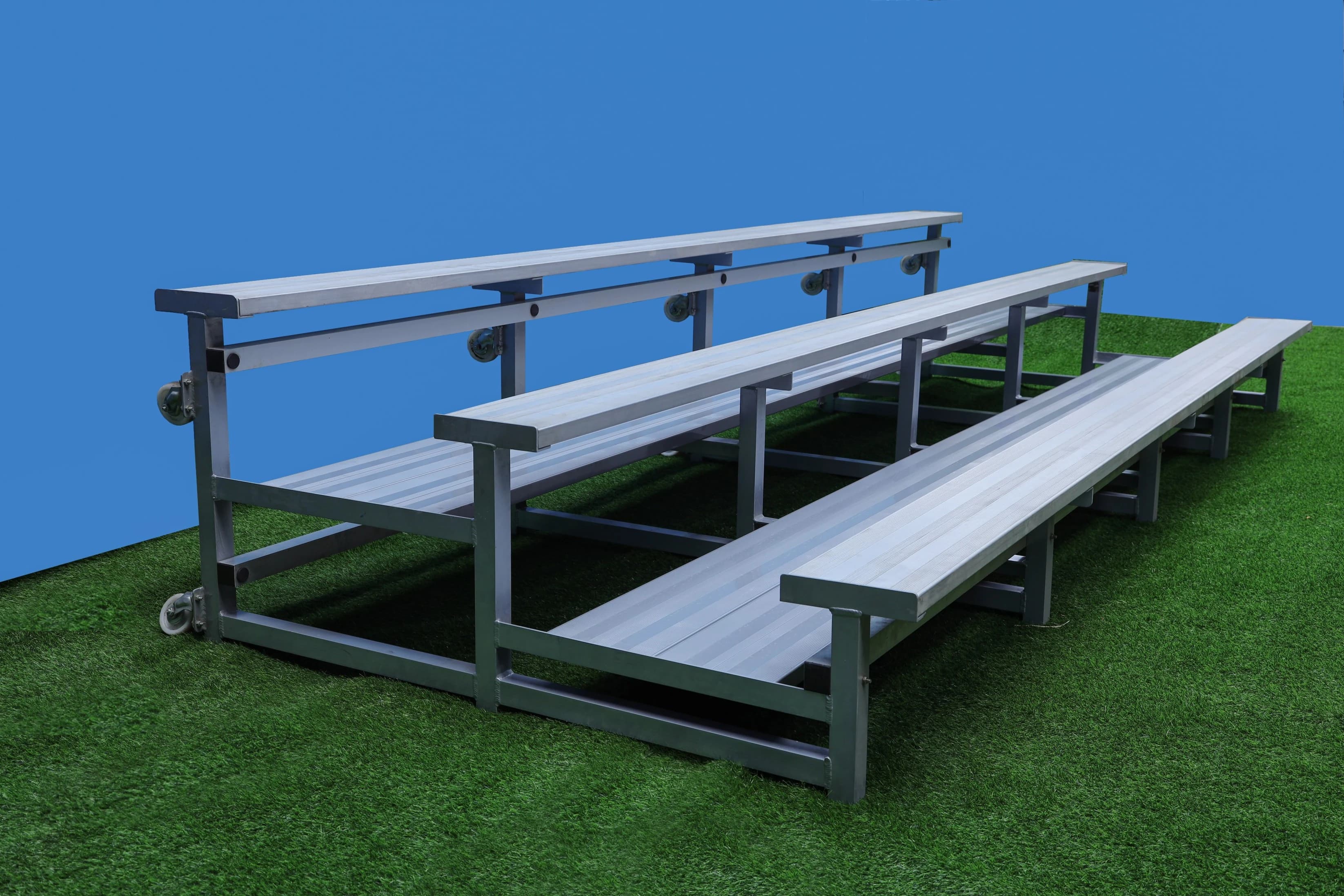 Aluminum Bleacher With deck