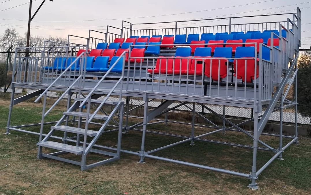 Demountable Seating